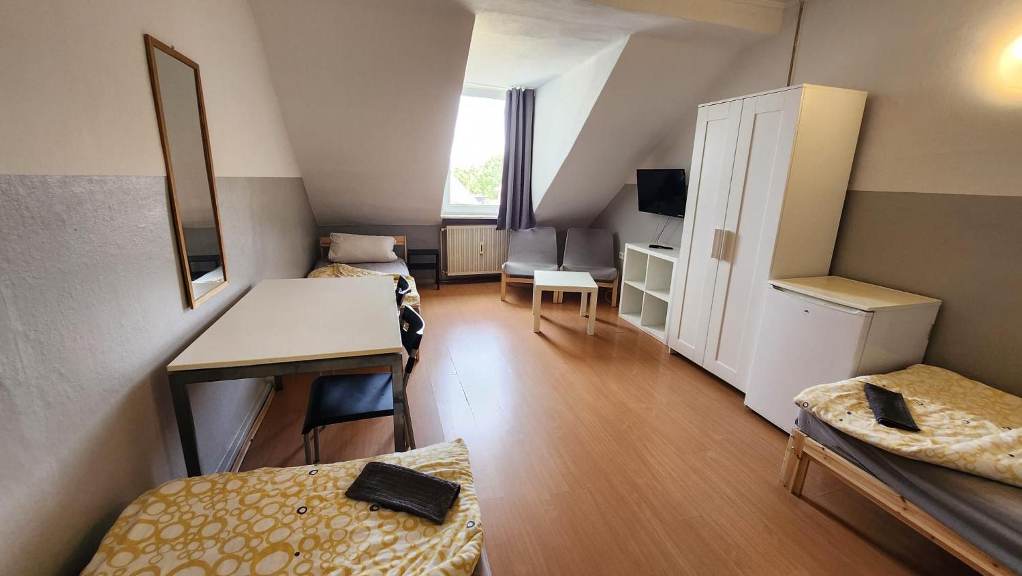 Moderne Studio Apartments Und 120Qm Wohnungen In Oberhausen, Ideal Fuer Geschaeftsreisende Und Monteure Оберхаузен Екстериор снимка