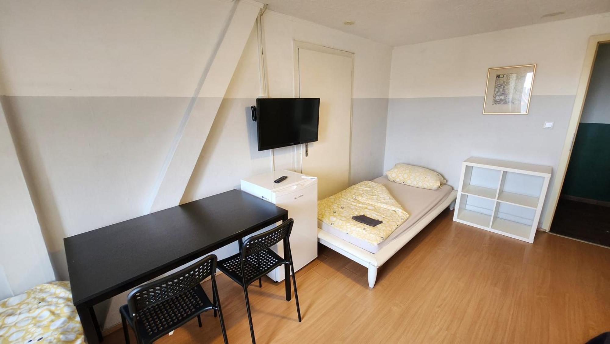 Moderne Studio Apartments Und 120Qm Wohnungen In Oberhausen, Ideal Fuer Geschaeftsreisende Und Monteure Оберхаузен Екстериор снимка