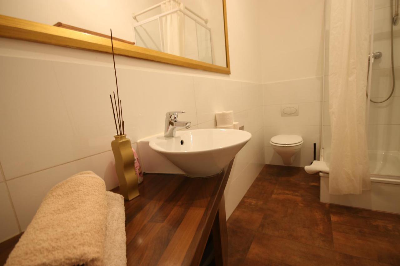 Moderne Studio Apartments Und 120Qm Wohnungen In Oberhausen, Ideal Fuer Geschaeftsreisende Und Monteure Оберхаузен Екстериор снимка