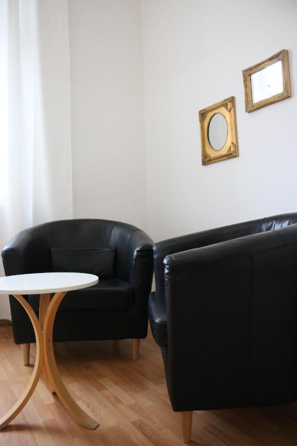 Moderne Studio Apartments Und 120Qm Wohnungen In Oberhausen, Ideal Fuer Geschaeftsreisende Und Monteure Оберхаузен Екстериор снимка